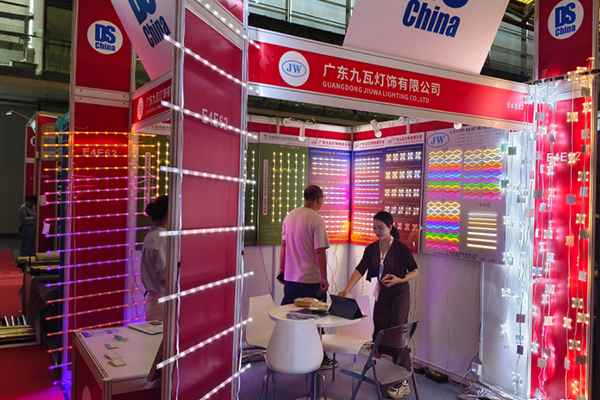 九瓦-LED广告光源全品类供应商